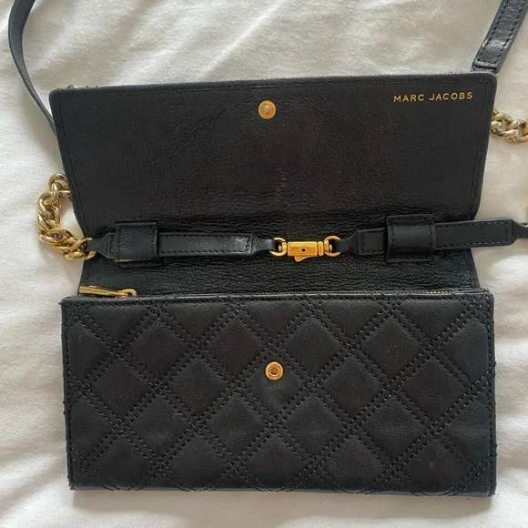 MARC JACOBS quilted black leather wallet on chain with gold hardware - Picture 6 of 7